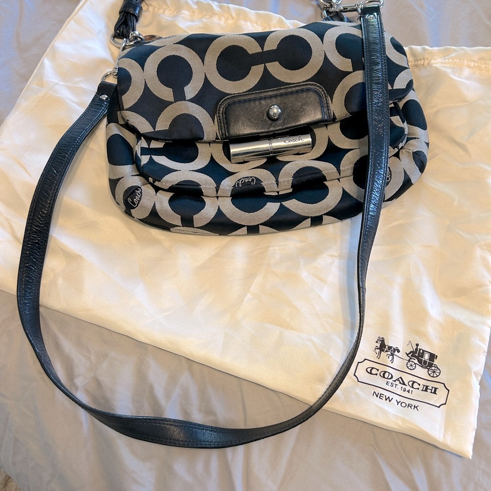 Excellent shape Coach crossbody.